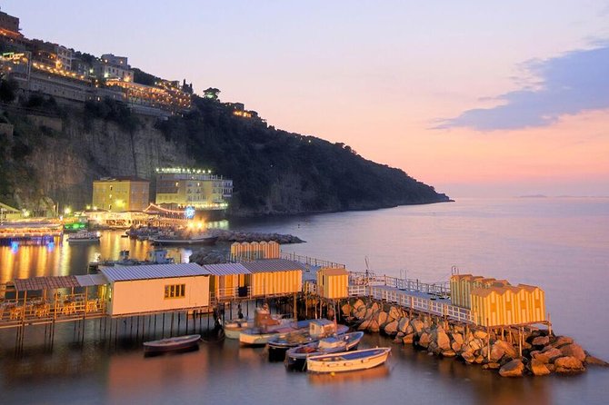10-Night Italy Tour: Rome, Florence, Venice and Sorrento - Pisa and the art of the quick photo stop