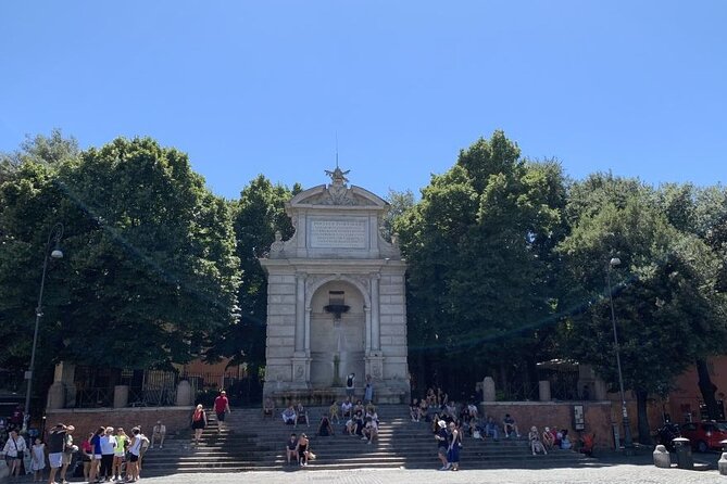 2 Hour Guided Walking Tour in Trastevere and Jewish Ghetto - Small-group logistics: max 12, headsets if needed