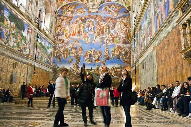 3 or 2 hours Vatican with St. Peter's Basilica option - The meeting point at Via Mocenigo: how to avoid the common stress
