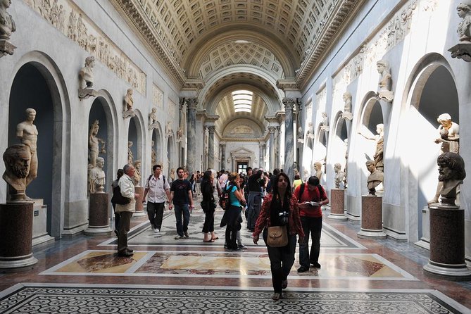 3 or 2 hours Vatican with St. Peter's Basilica option - St. Peter’s Basilica (optional): when the longer tour is worth it
