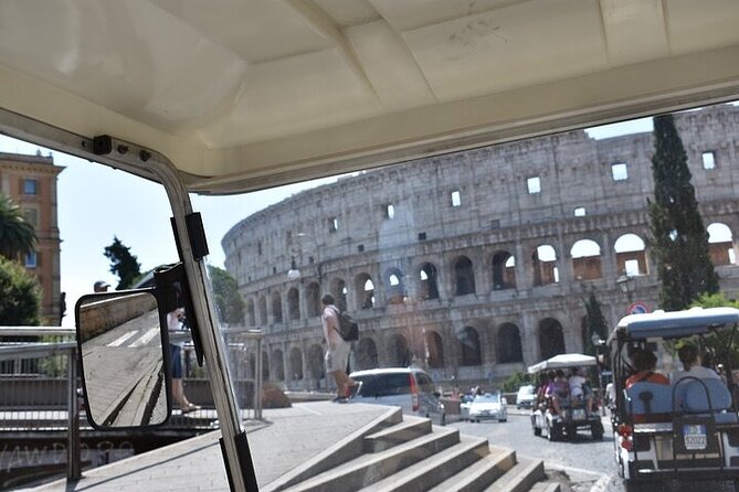 4-Hour Private Customizable Tour of Rome by Golf Cart - The short ride between sites: where the guide earns their keep