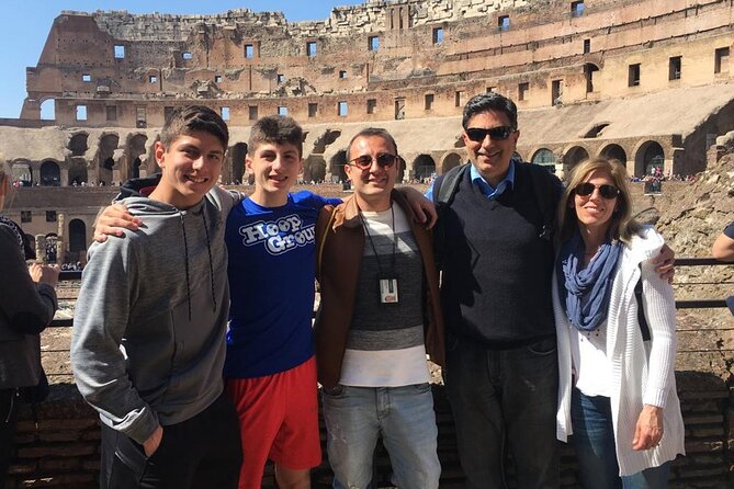 4-Hour Private Customizable Tour of Rome by Golf Cart - Trevi Fountain: coin-toss legend with practical photo time