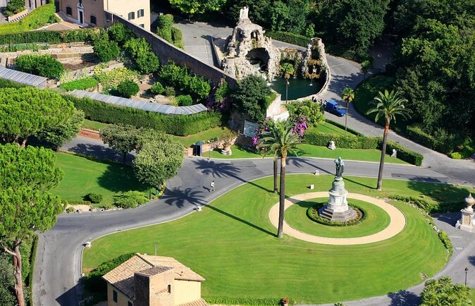 4 Hr Tour: Vatican Museums, Vatican Gardens with skip line passes & St. Peter's - Key highlights worth caring about
