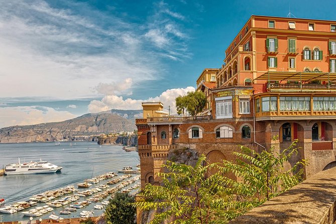 5-Day Grand Tour: Rome, Sorrento, & Capri - The Sorrento day: Piazza Tasso, old-town wandering, and a base with easy exits