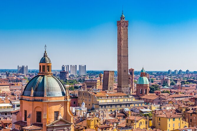 6-Day Venice, Garda & Northern Italy Small-Group Tour from Rome - Orvieto and Piantravigne: your first taste of the Italy that isn’t trying too hard