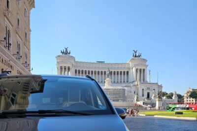 Affordable Private Luxury Limousine from Rome to Positano - Inside the limo van: comfort you feel before you notice it