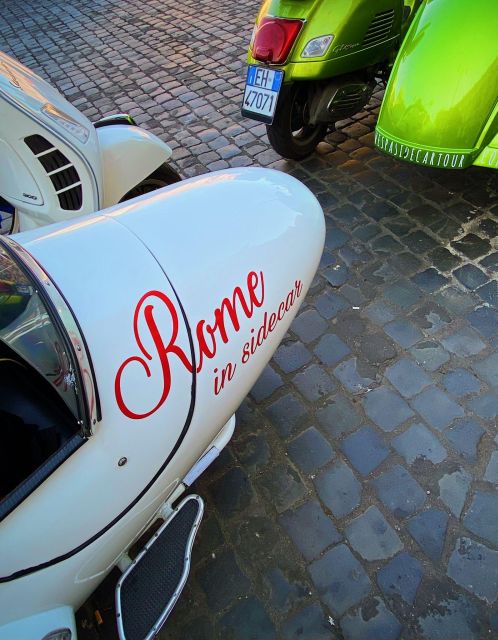 Afternoon Vespa Sidecar Tour with Gourmet Gelato Stop - Live Headphones: How the Narration Changes Each Stop