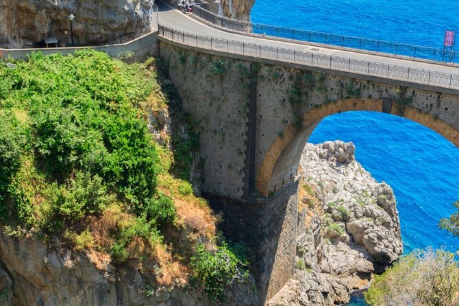 Amalfi Coast Day Trip from Rome by High-Speed Train - The ferry is the magic—and the potential headache