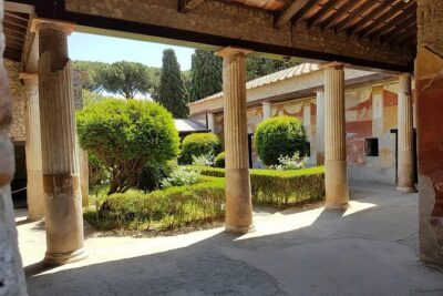Amalfi Coast from Rome Private Day Tour - The morning drive: toll-road coffee, Vesuvius sightlines, and photo stops
