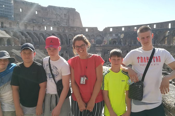 Ancient Roman Adventure: Colosseum, Roman Forum & Palatine Hill with Alessandra - Palatine Hill: the emperors’ neighborhood and the Romulus legend