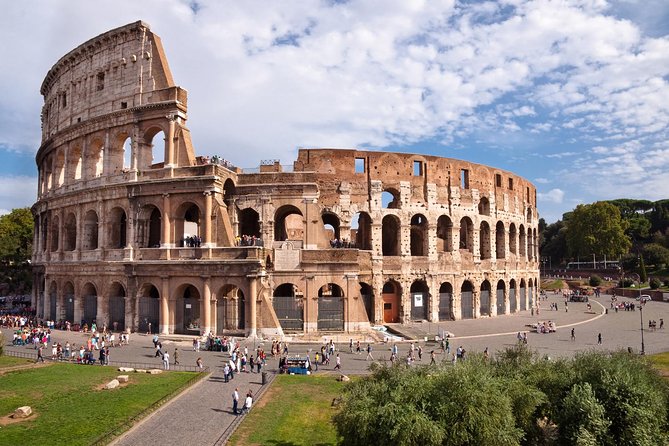 Ancient Rome Guided Tour: Colosseum, Forum and Palatine - Roman Forum: Via Sacra, the temples, and the city’s command center vibe