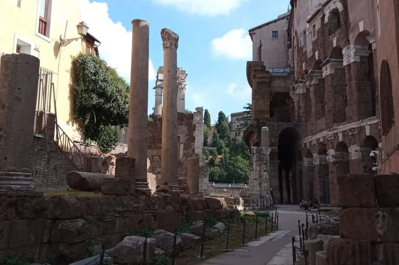 Ancient Rome with Archaeology - Small Group Only - Colosseum viewpoints: what archaeology adds to the roar