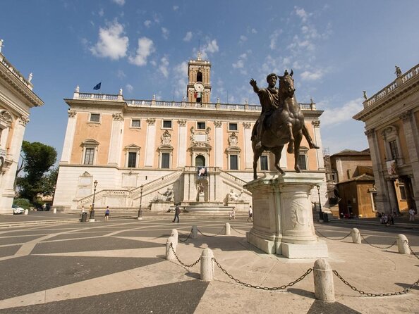 Ancient Rome's Ultimate Night Walk - Piazza Venezia and the monument story behind Italian Unification