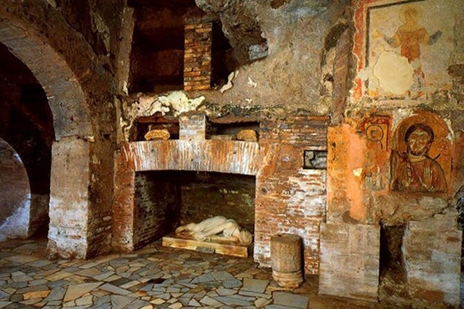 Appian Way Aqueducts Bike Tour with Catacombs & Lunch - Ninfeo di Egeria: a love story you can still visit