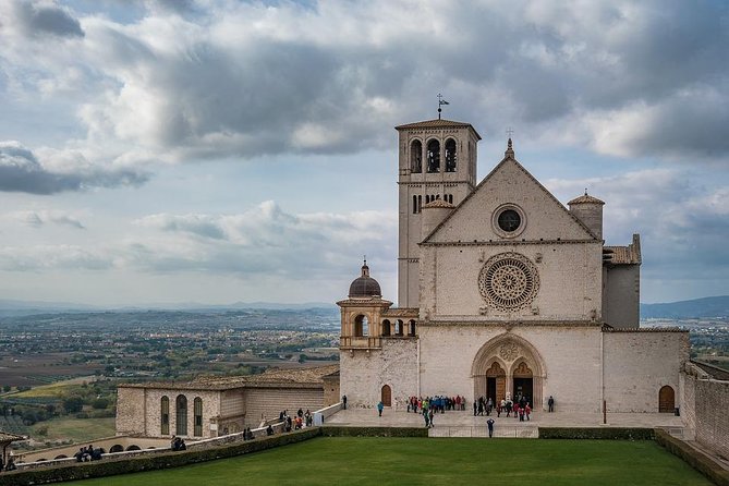 Assisi and Cascia Private Day Tour from Rome with Lunch - The 7:00 AM Pickup and the Driver Factor