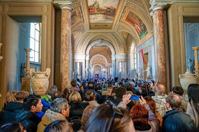 Audio guide in Vatican Museums and Sistine Chapel - What “Skip the Line” really does for your schedule