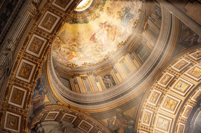 Audio Guided Tour of St. Peter's Basilica - Your Route Inside: Baldachin, Pietà, the Dome, and Saint Peter’s Tomb