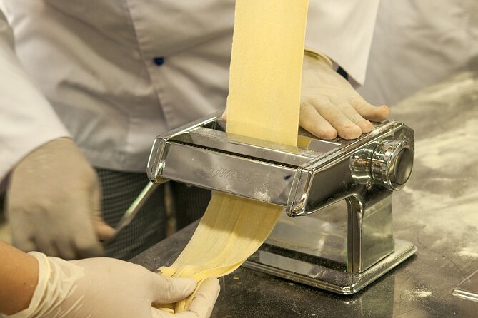 Authentic Roman Pasta & Tiramisu Experience with Italian Wine - Sample menu, the practical way: what you’ll eat and why it fits the skills