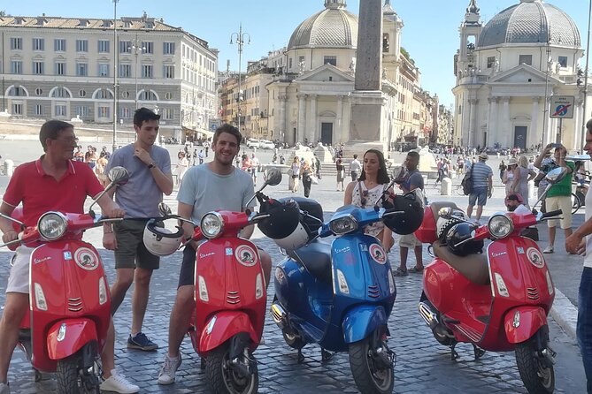 Beautiful Roma Tour on Vespa with Driver - Trevi Fountain plus optional St. Peter’s Basilica: two icons, tight timing