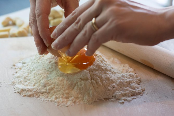 Become a Masterchef in Rome: Pasta, Ravioli and Tiramisù Class - What Your Hands Will Do: Stations, Tools, and the Pace of Learning
