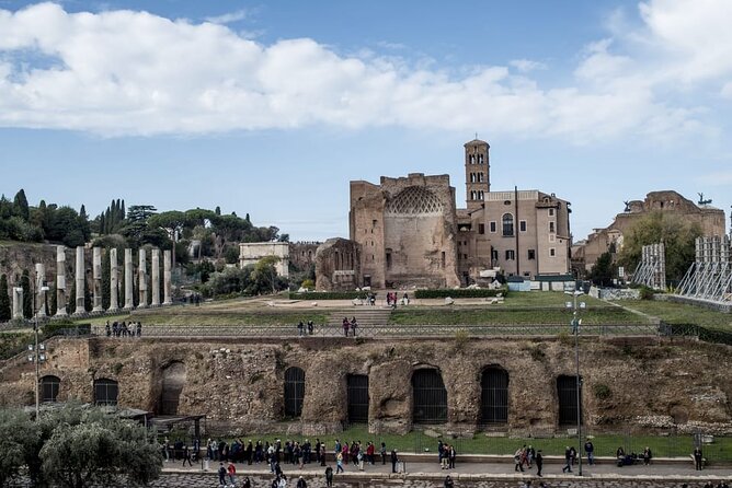 Best of Colosseum Experience: Exclusive Tour in 40 Languages - What the Tour Feels Like: Timing, Group Size, and Walking Reality