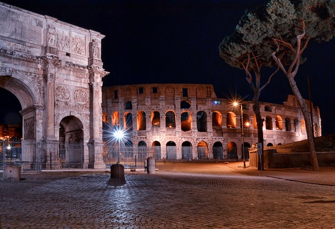 Best of Rome by Night Private Sightseeing Chauffeured Tour | pick up/Drop off - Why Rome at night feels different from daytime
