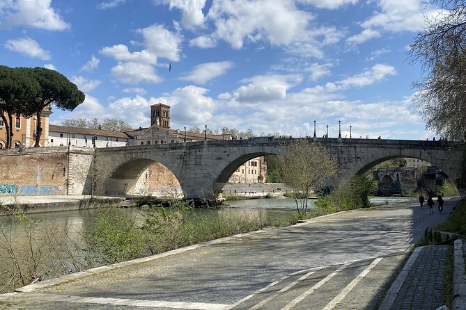 Best of Rome Electric Bike Tour - Teatro di Marcello and Piazza Venezia: Stories That Add Context