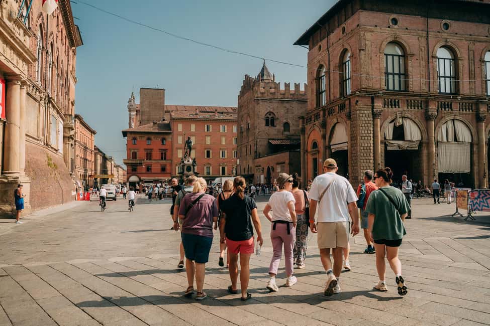 Bologna: Small-Group Tour with the Historic Archiginnasio - Quadrilatero Market time: shopping smart in the cheese-and-ham zone