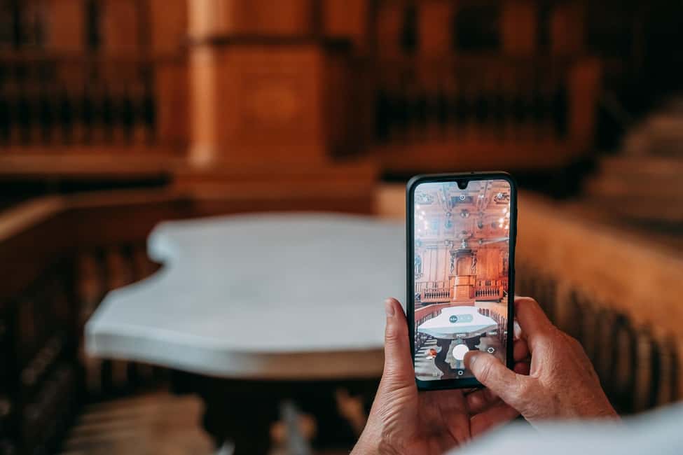Bologna: Small-Group Tour with the Historic Archiginnasio - Santo Stefano and the seven churches: a calmer Bologna pocket