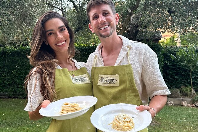Bruschetta, Fettuccine, Gnocchi, Tiramisu Cooking Class - The sauce moment: cacio e pepe plus a surprise