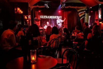 Cabaret and Burlesque Show at Rome - Piazza dei Campani: The Meeting Point and Why the Timing Works