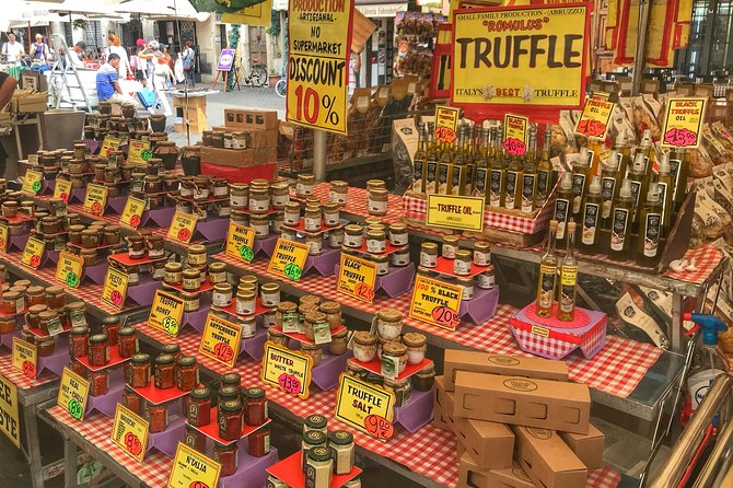 Campo dè Fiori Market and Trevi Fountain Food and Wine Tour in Rome - Start at Piazza Farnese, end at Trevi, and keep your shoes comfy