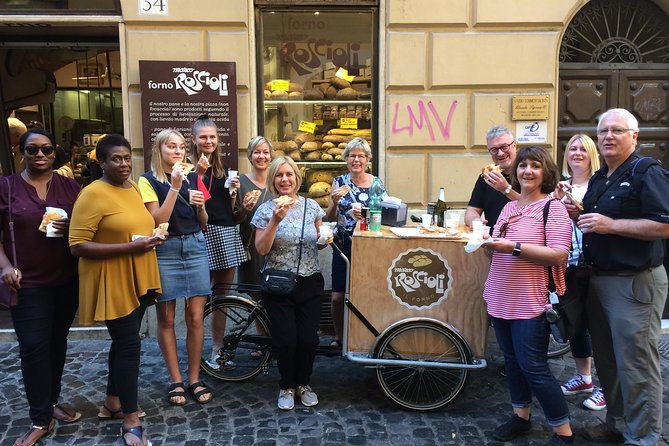 Campo dè Fiori Market and Trevi Fountain Food and Wine Tour in Rome - Campo de’ Fiori Market: Giordano Bruno, truffle, pesto, and lunch by ancient theater ruins
