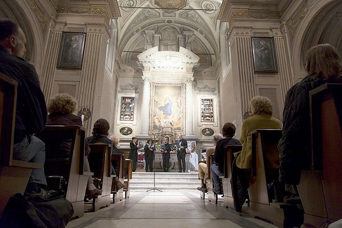 Capuchin Crypt Christmas Baroque Concert in Rome - The Schola Romana Ensemble: Sistine-era harmony, sung live