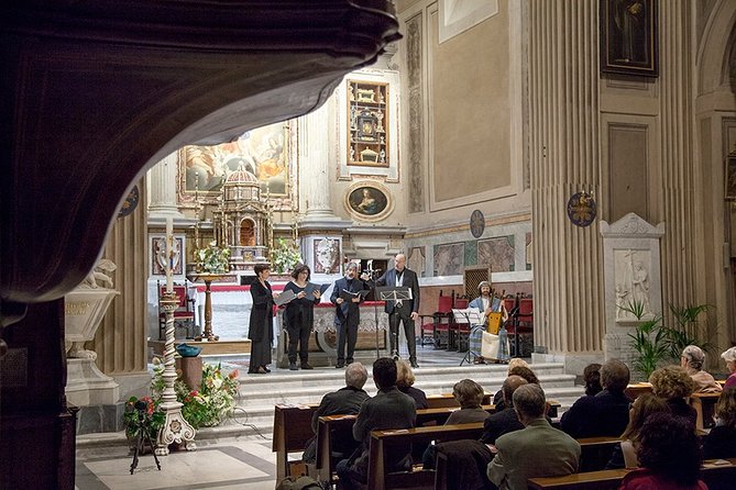 Capuchin Crypt Christmas Baroque Concert in Rome - Museum visit style: audioguide vs art historian-led tour