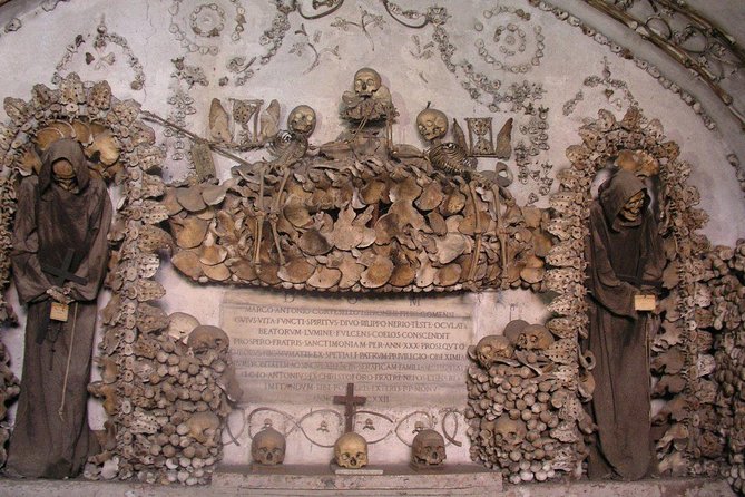 Capuchin Crypts Tour – Fast-Track, Guided or Audio - Guided tour option: what a Blue Badge guide actually adds