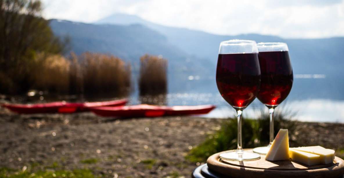 Castel Gandolfo: Kayak Food and Wine Tour - Lake Albano: Why this kayak tour feels different from Rome tours