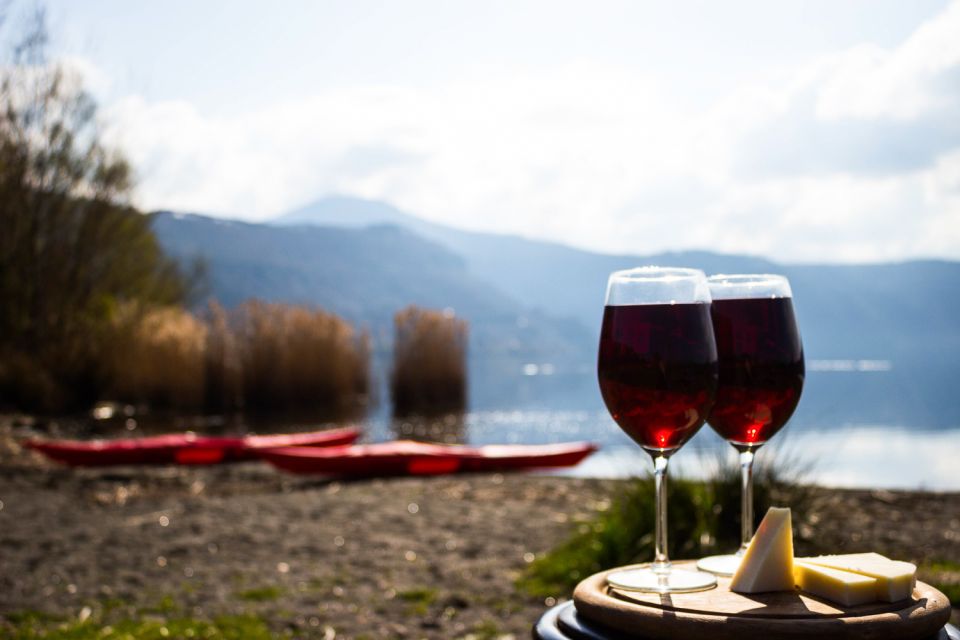 Castel Gandolfo: Kayak Food and Wine Tour - Safety, gear, and the paddling lesson that makes or breaks the experience