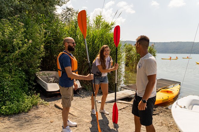 Castel Gandolfo Kayak Tour with Wine and Food Tasting - Roman Docks tasting: what you get, what can vary, and how to think about it