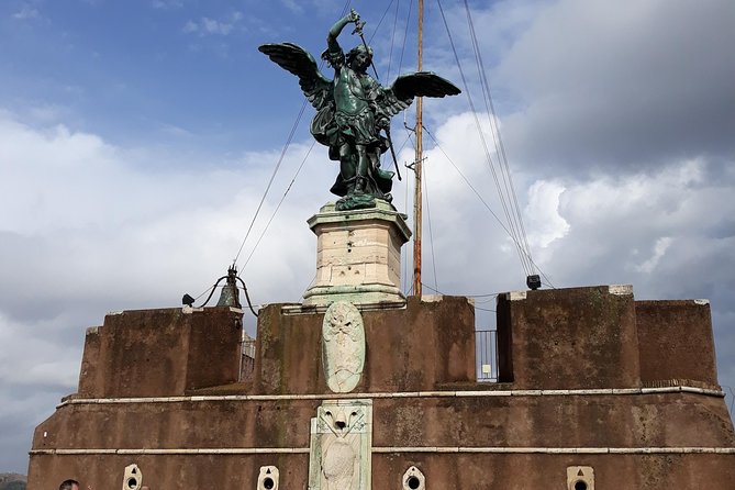 Castel Sant’Angelo & Mausoleum of Hadrian - Private Tour - Skip-the-line private access at Castel Sant’Angelo