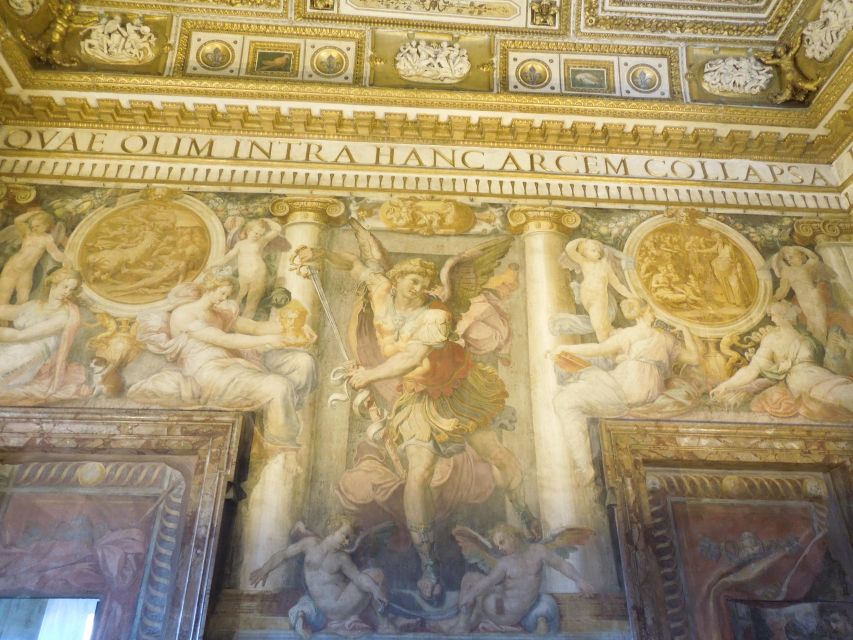 Castel Sant'Angelo: skip the line guided tour - tiered price - Pope’s Apartment Frescoes: When the Fortress Gets Human