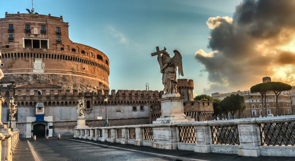 Castel Sant'Angelo | The Tomb of Hadrian Private Guided Tour - Hadrian’s tomb to papal rooms: art you’ll notice more with a guide