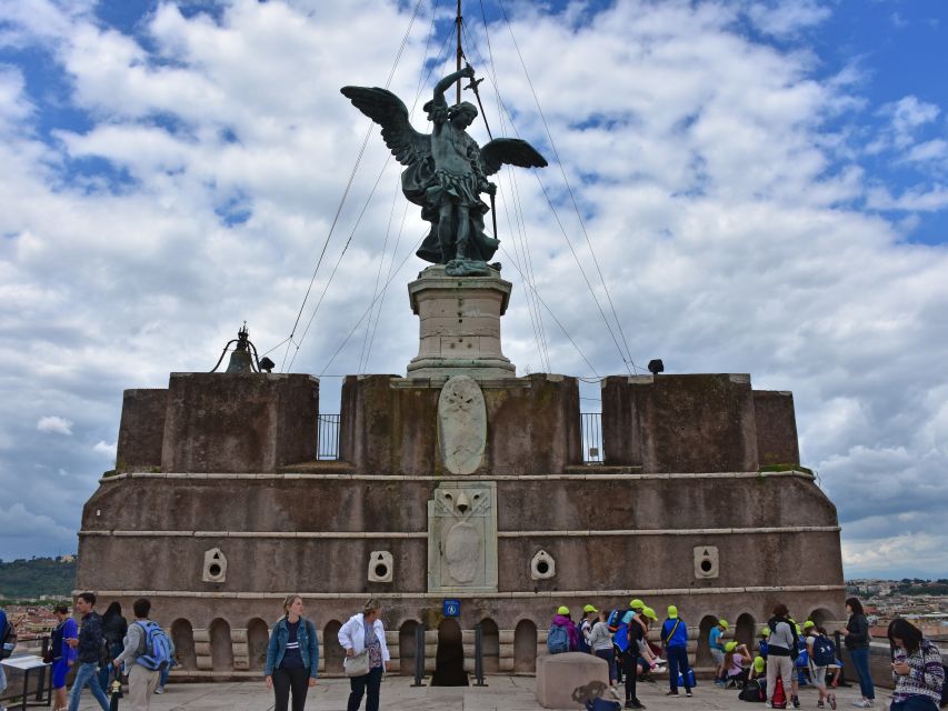 Castel Sant'Angelo | The Tomb of Hadrian Private Guided Tour - The prison story: dark chapters told with concrete details