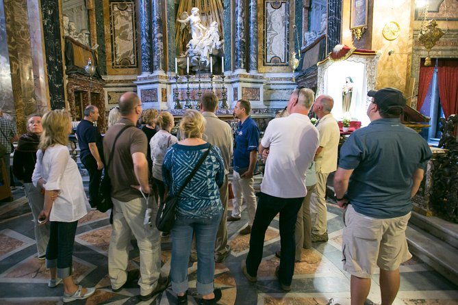 Castel Sant’Angelo Tour with Panoramic Views - Ponte Sant’Angelo photo time: what you’ll actually see