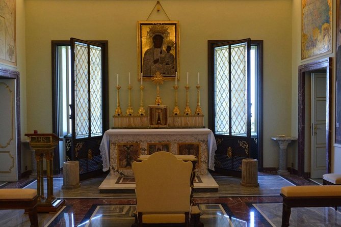 Castelgandolfo Pontifical Villas - Summer Residence of the Pope from Rome - Castel Gandolfo’s pope-soaked charm, without the rush