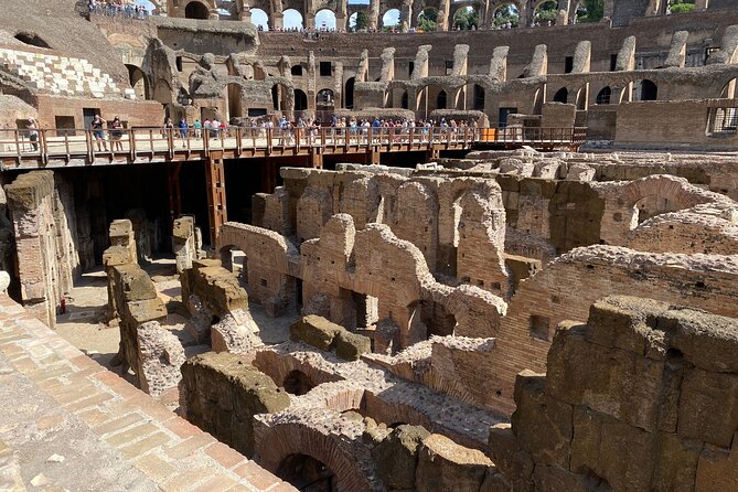 Catacombs, Colosseum, Roman Forum and Palatine Hill Private Tour - Luxury pickup and the security reality at the Colosseum