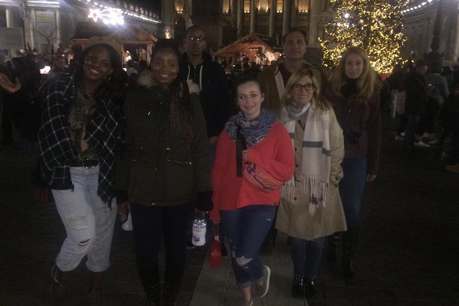 Celebrate Christmas in Rome - Small Group Walking Tour - Piazza Colonna and Galleria Alberto Sordi: Quick History, Pretty Break