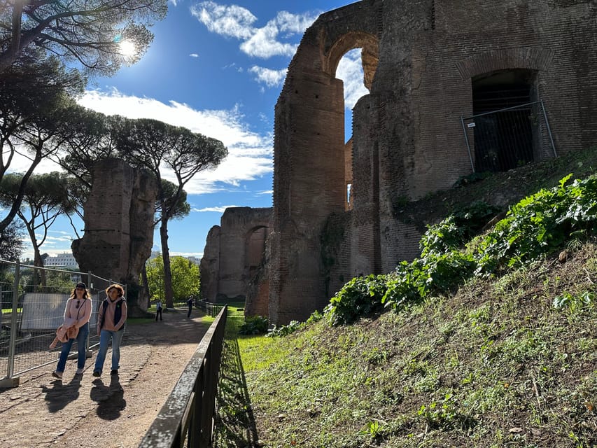 Colosseum and Ancient Rome Discovery Guided Small-Group Tour - Meeting at the SOS Sign Outside Colosseo Metro