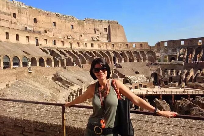 Colosseum and Palatine Hill: Unveil Rome’s Ancient Spectacles - Meeting point and getting there with less stress