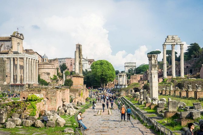 Colosseum and Roman Forum Group Tour or Audio Guided tours - Palatine Hill in 45 Minutes: Romulus and the Oldest Footprints
